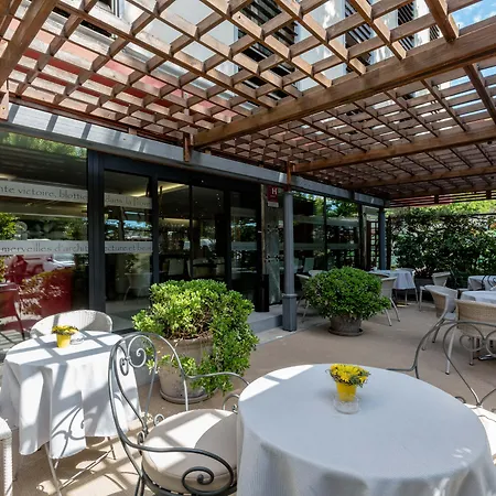 Hotel De La Rotonde Aix En Provence Aix-en-Provence
